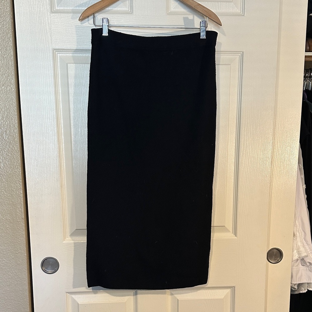 Eddie Bauer, wool Elegant Black Pencil Skirt